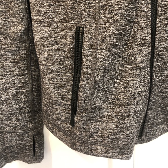 Lululemon Long Sleeve Zip Up, Grey, Size 10 - Picture 3 of 7